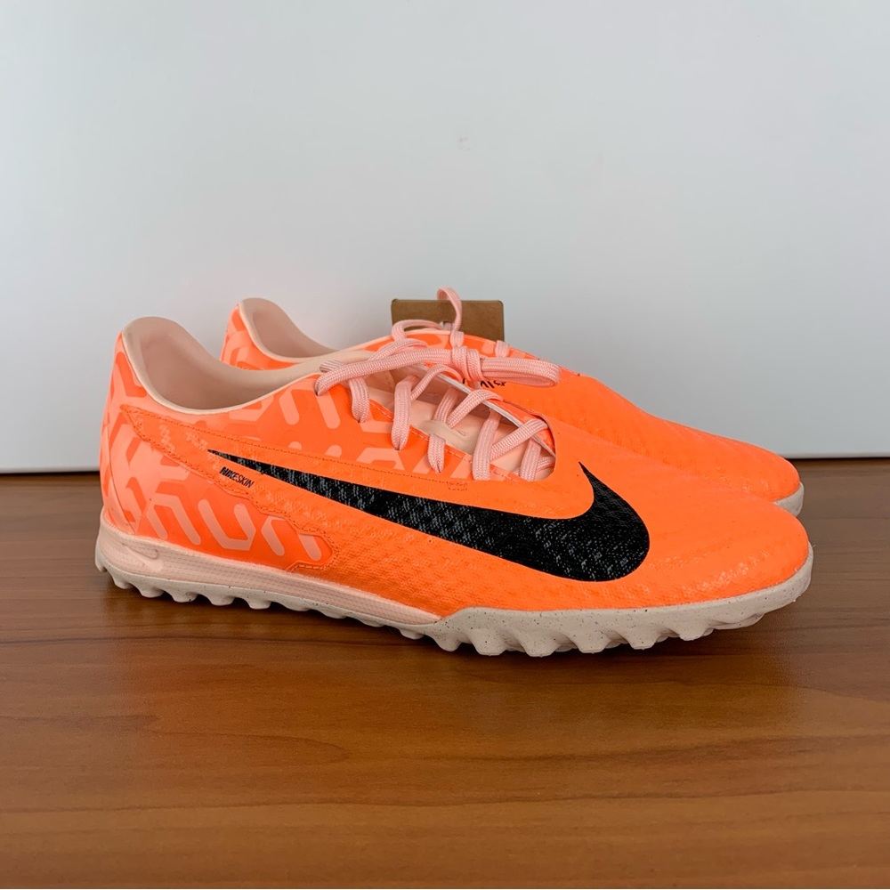 Nike Phantom GX Academy WC Turf Soccer Shoes